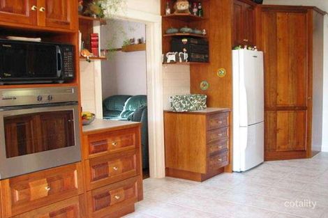 Property photo of 9 Twisden Road Bentleigh VIC 3204