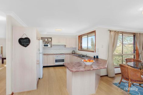 Property photo of 57 Aldinga Drive Wamberal NSW 2260