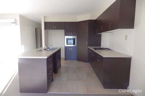Property photo of 7/17-21 Cobaw Circuit Caroline Springs VIC 3023