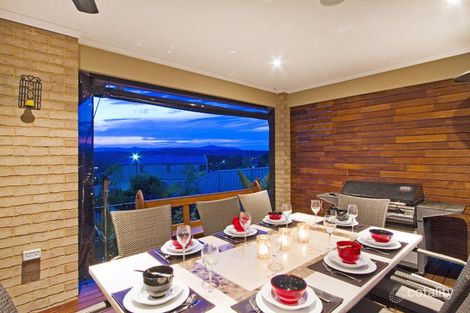 Property photo of 3 Guildford Grove Cameron Park NSW 2285