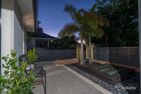 Property photo of 32 Pexton Drive South Guildford WA 6055