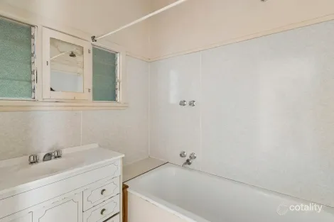 Property photo of 5 Murrock Street Simpson VIC 3266