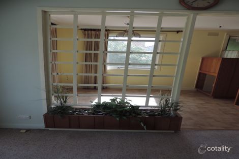 Property photo of 33 Cameron Road Croydon VIC 3136