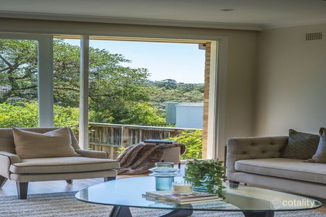 Property photo of 32 Eastern Arterial Road St Ives NSW 2075
