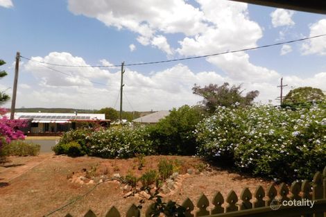 7 John St, Yarraman, QLD 4614