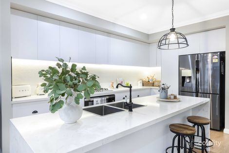 Property photo of 4 Quebec Avenue Craigieburn VIC 3064