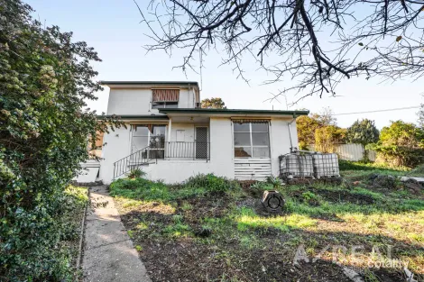 Property photo of 48 Lorraine Crescent Jacana VIC 3047