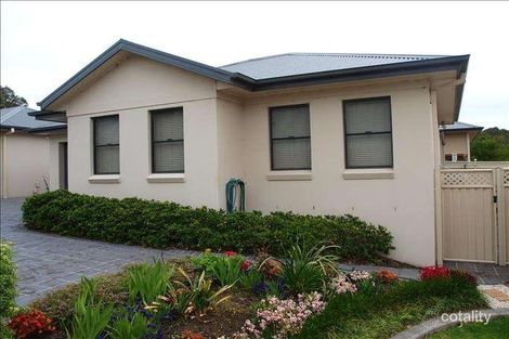 Property photo of 3 Magnolia Grove Bomaderry NSW 2541