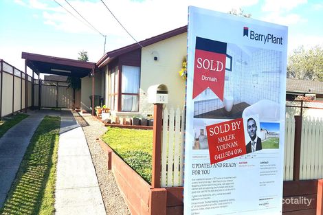 Property photo of 14 Devenish Court Westmeadows VIC 3049