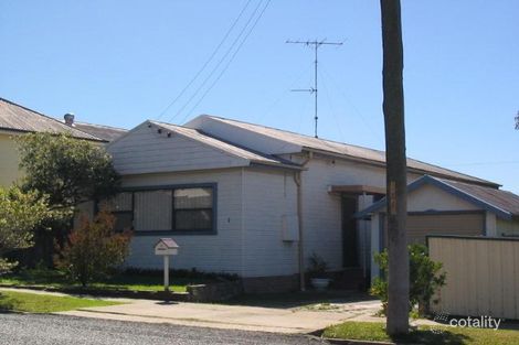 1 Vera St, Waratah West, NSW 2298