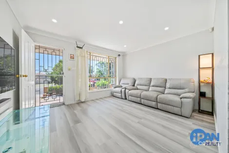 Property photo of 9 Berrara Close Prestons NSW 2170