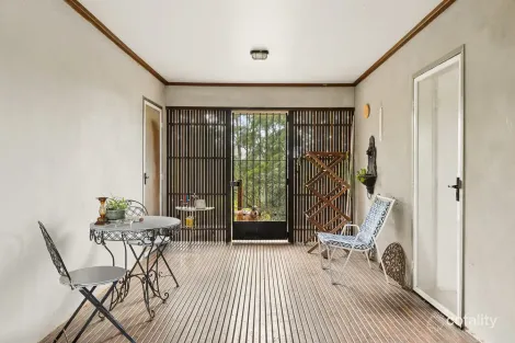 Property photo of 9 Highcrest Street Ocean View QLD 4521