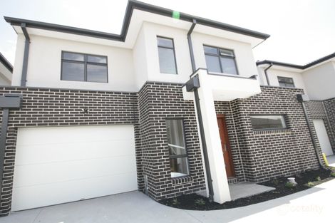 2/11 Oakes Ave, Clayton South, VIC 3169