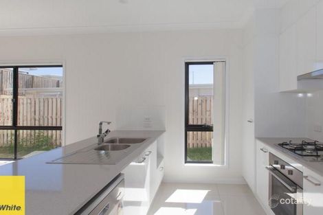 Property photo of 5 Rise Crescent Pimpama QLD 4209