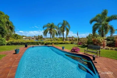 Property photo of 4 Alma Street Broadbeach Waters QLD 4218