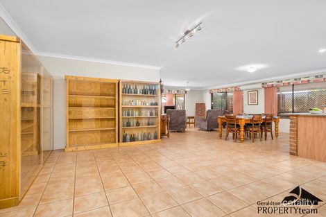 Property photo of 2 Dressage Circle Deepdale WA 6532