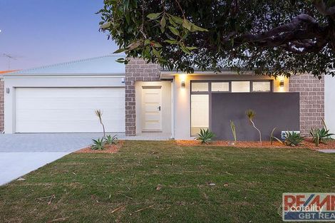 24d Cobham Ave, Nollamara, WA 6061