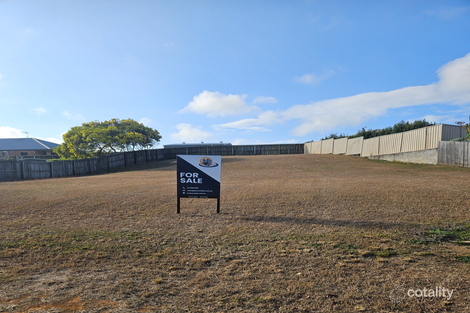 7 HALLII ST, ASHFIELD, QLD 4670