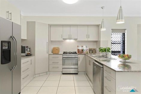 Property photo of 7B Chystanthus Street Trinity Park QLD 4879