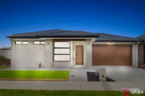 Property photo of 13 Dupain Street Tarneit VIC 3029