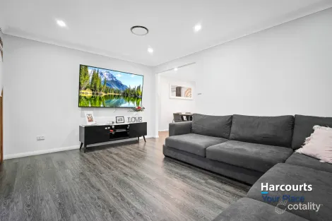 Property photo of 7/3 Woodvale Close Plumpton NSW 2761