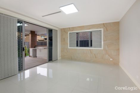 Property photo of 21 London Court Kellyville NSW 2155