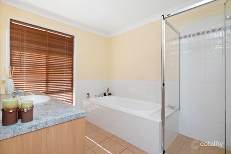 Property photo of 70 Windermere Way Sippy Downs QLD 4556