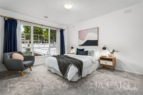 Property photo of 1/15 Maverston Street Glen Iris VIC 3146