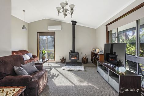 Property photo of 52 Fifth Avenue Katoomba NSW 2780