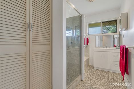 Property photo of 111 Wynnum North Road Wynnum QLD 4178