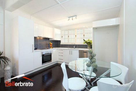 Property photo of 169 Hawthorne Road Hawthorne QLD 4171