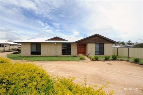 9 Marlowe Ct, Westbrook, QLD 4350