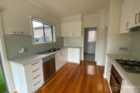 Property photo of 1/1174 North Road Oakleigh South VIC 3167