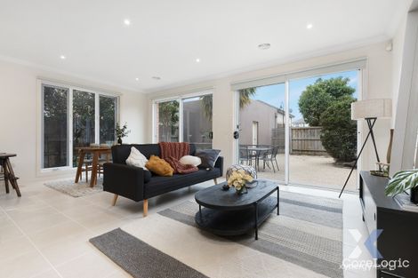 Property photo of 7 Ewart Lane Burwood VIC 3125
