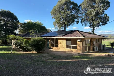 13 Summerholm Rd, Summerholm, QLD 4341