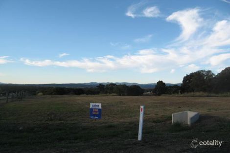 25 Russell Rd, Lowood, QLD 4311