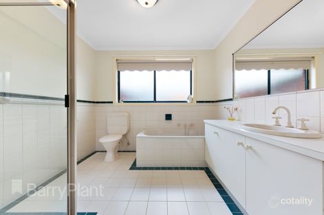 4 Crabbe Ct, Delahey, VIC 3037