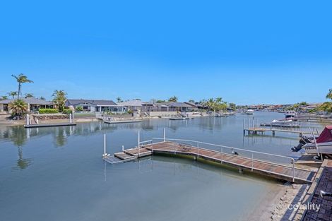 8 Seaspray St, Paradise Point, QLD 4216