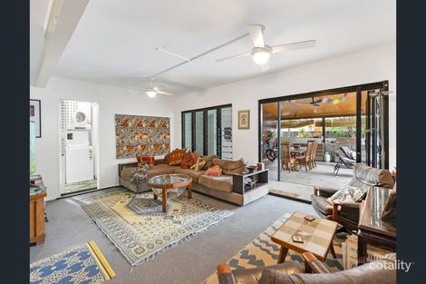 Property photo of 21 Endeavour Road Clifton Beach QLD 4879