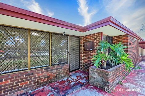 Property photo of 18 Tarata Way Forrestfield WA 6058