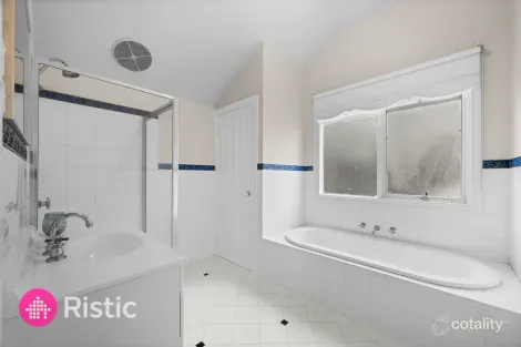 Property photo of 29 Hillrise Court Mill Park VIC 3082