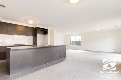 Property photo of 198 Riversdale Drive Tarneit VIC 3029