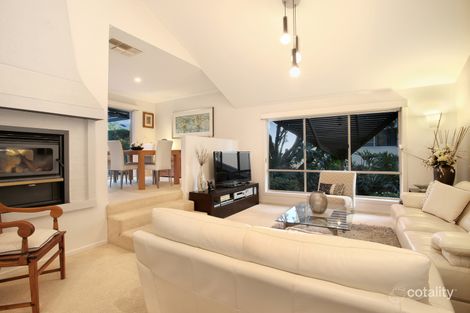 Property photo of 13 Lawrence Drive Berwick VIC 3806