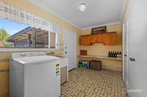 Property photo of 6 Caledonian Road Thagoona QLD 4306