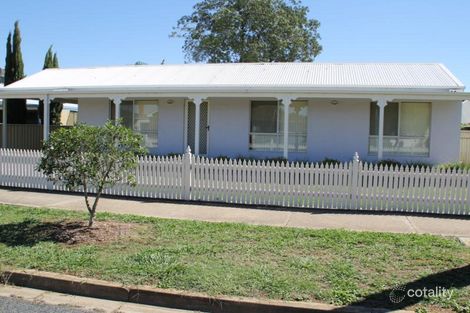 Property photo of 2 Irwin Avenue Wangaratta VIC 3677