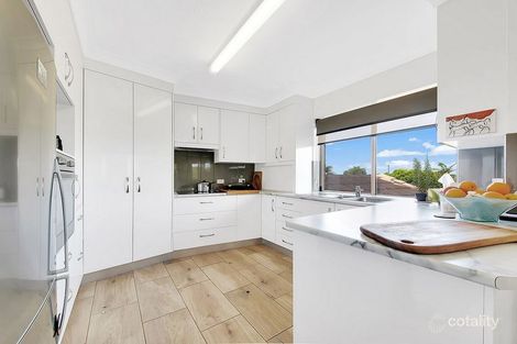 Property photo of 1/192-200 Matthew Flinders Close Lammermoor QLD 4703