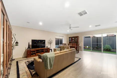 Property photo of 17 Clifton Circuit Tarneit VIC 3029