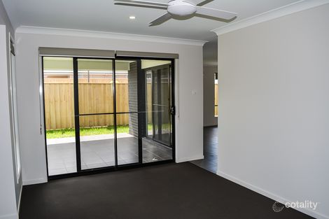 Property photo of 9 Mirug Crescent Fletcher NSW 2287