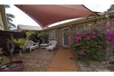 2/6 Freeman St, Labrador, QLD 4215