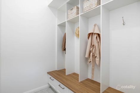 Property photo of 5 Falkirk Way Spring Mountain QLD 4300